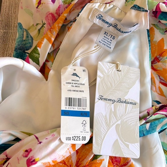 NWT Tommy Bahama
Halter Neckline Sleeveless Vintage Floral Dress - Picture 6 of 7